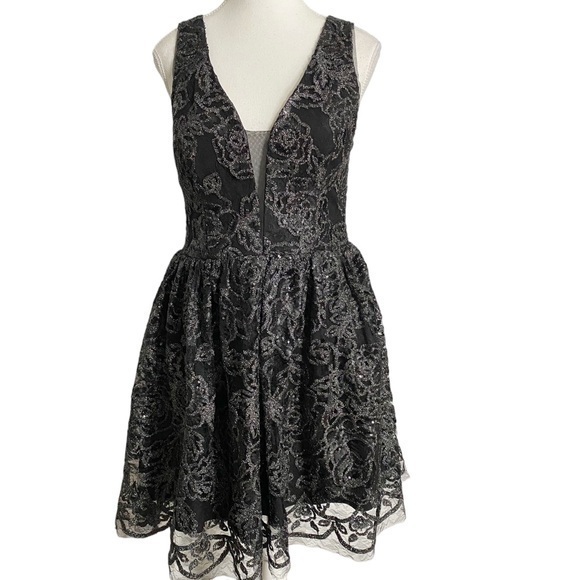 Gianni Bini Fit and Flair Mini Cocktail Junior Dress - Picture 1 of 16